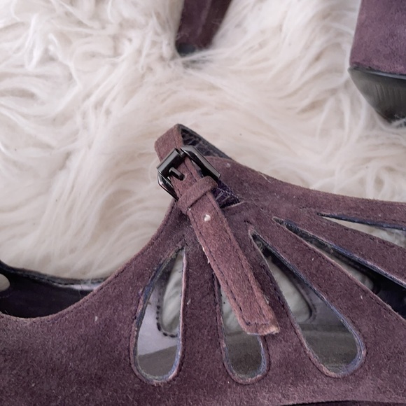 Nine West Plum platform Peek Toe Heels - Picture 12 of 16